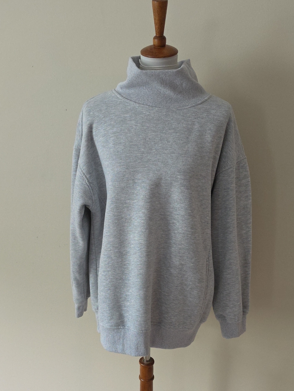 Easy Gala Light Gray Turtleneck Pullover Sweater Brand New